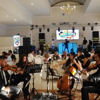 Cu4tro en evento social